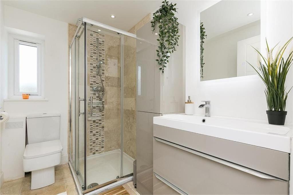 Dreghorn House 4 Bedrooms 3 Toilets 3 Reception Free Parking 233 Mbp Wifi Edimburgo Exterior foto