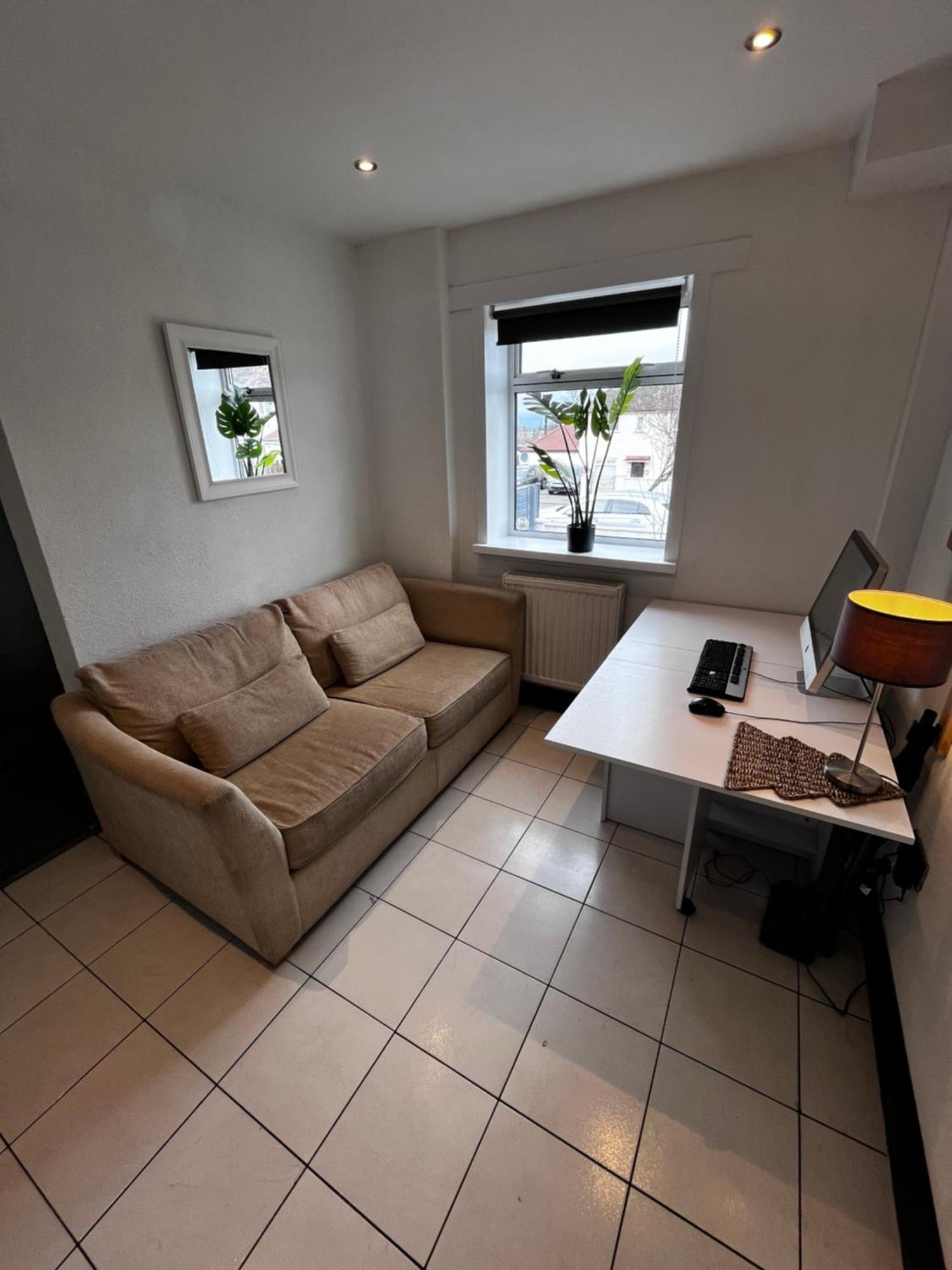 Dreghorn House 4 Bedrooms 3 Toilets 3 Reception Free Parking 233 Mbp Wifi Edimburgo Exterior foto